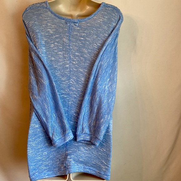 Light Blue Sequined Sweater, Size XL - Picture 6 of 8